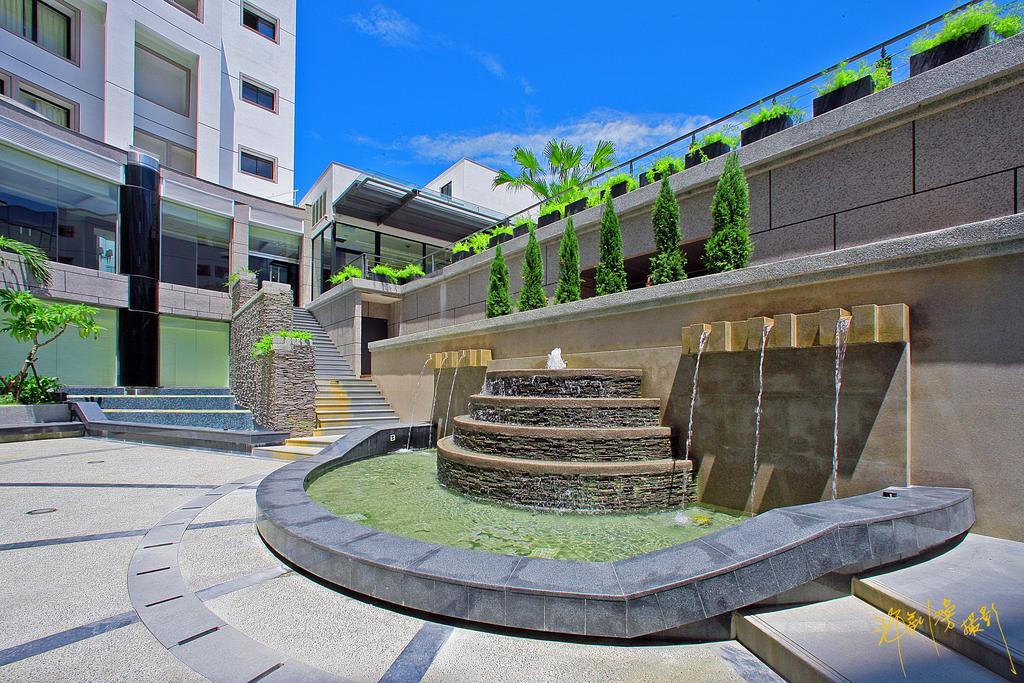 Garden Villa Kaohsiung Bagian luar foto