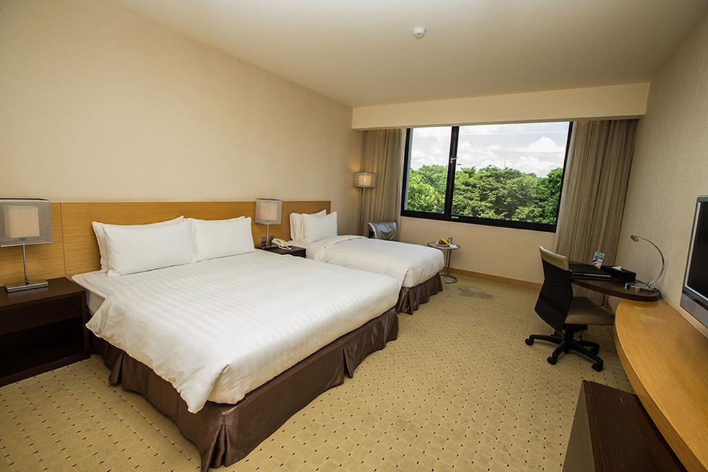 Garden Villa Kaohsiung Bagian luar foto
